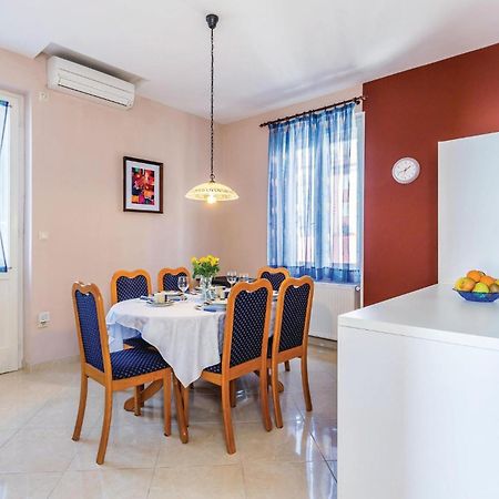 Gorgeous Apartment In Rijeka With Kitchen Zewnętrze zdjęcie
